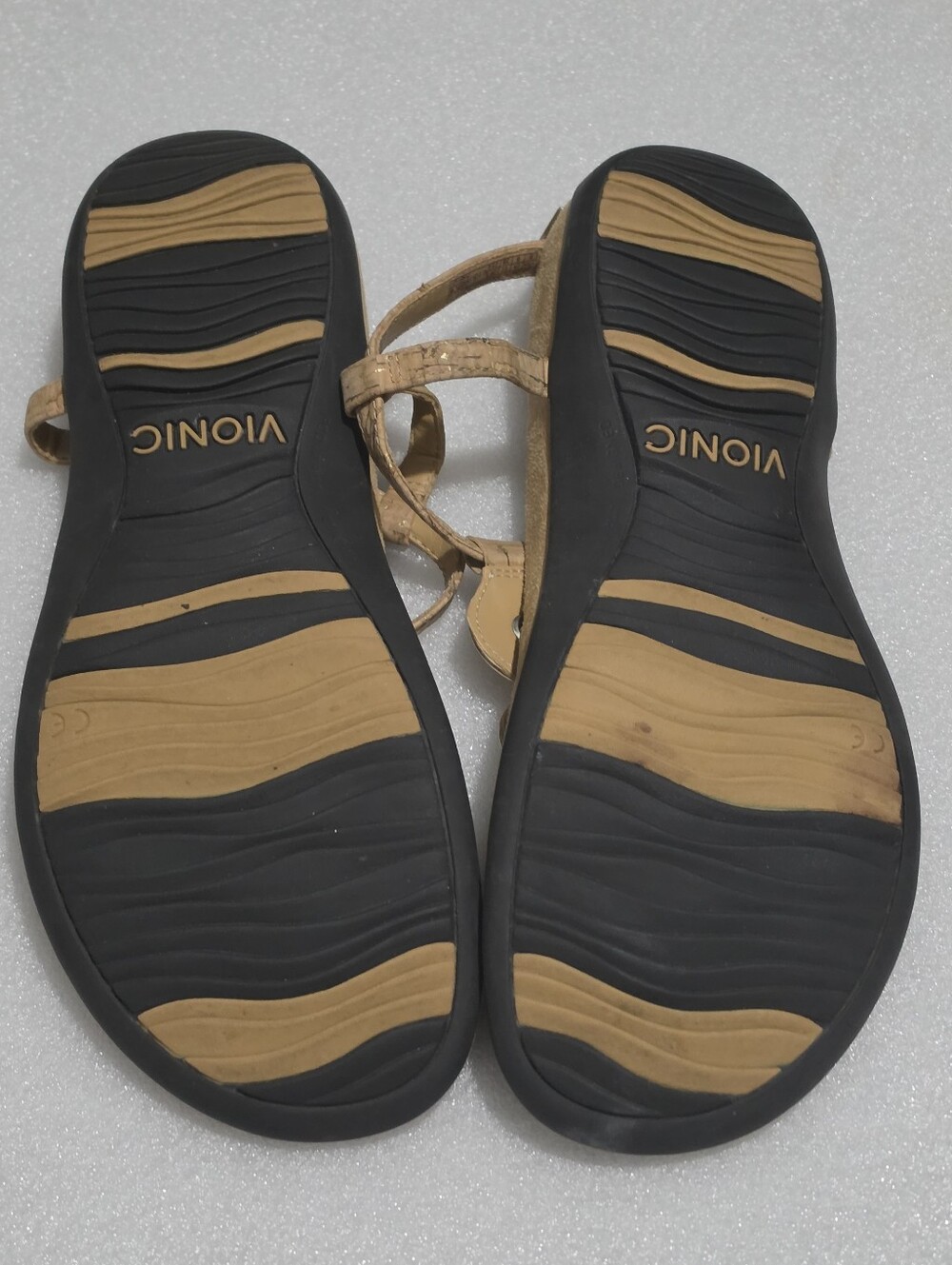 Vionic Lizbeth Sandals - Picture 3 of 4